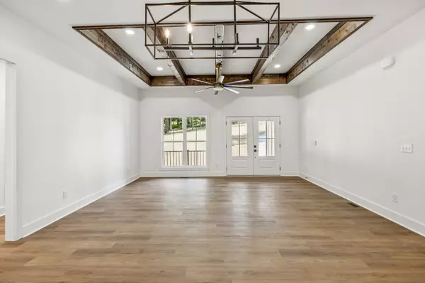 White Bluff, TN 37187,304 Cherokee Ct