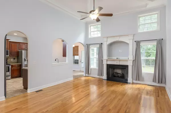 Ooltewah, TN 37363,8486 Gracie Mac Lane