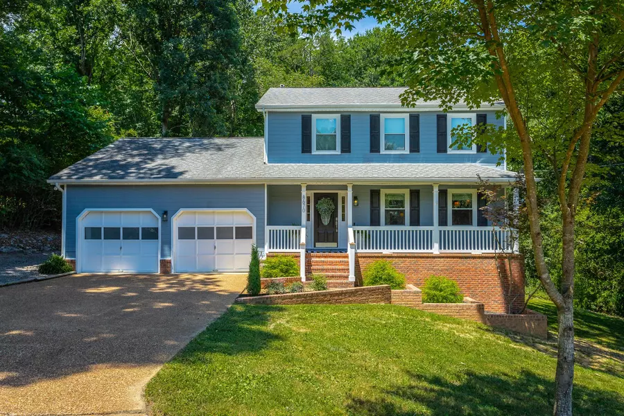 8670 Arbutus Drive, Hixson, TN 37343