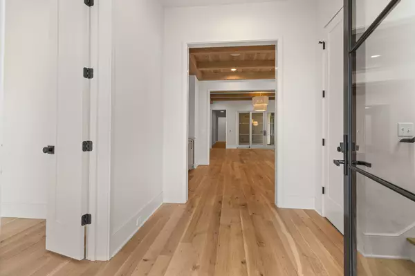 Nashville, TN 37209,116 40th Ave #N