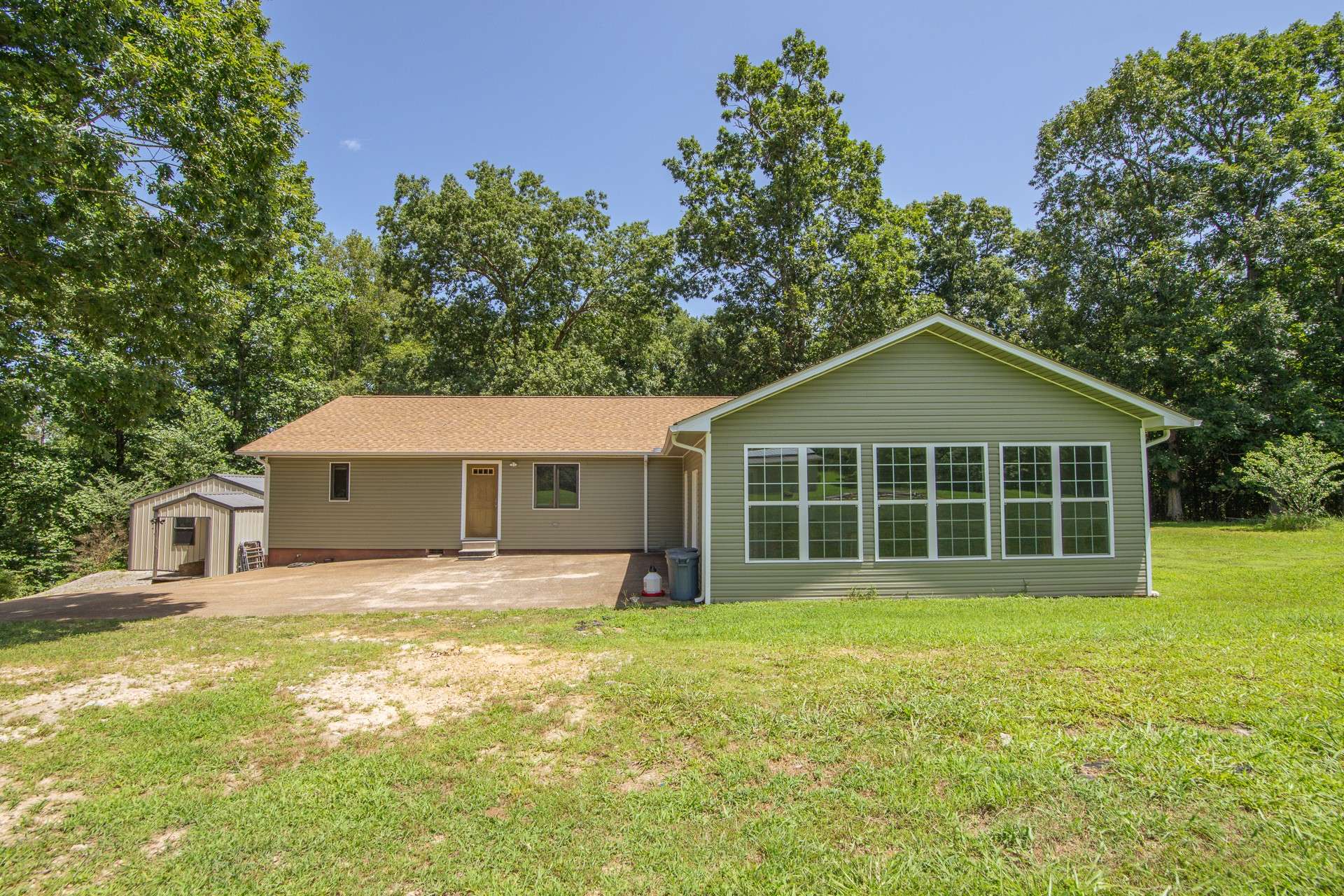 625 Highway 64 #W, Waynesboro, TN 38485