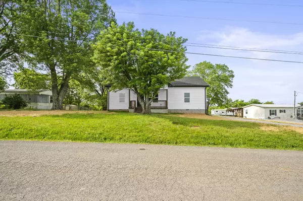 Cross Plains, TN 37049,7803 Bob Carr Rd