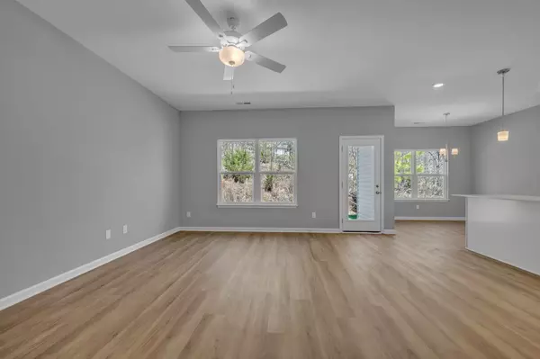 Dickson, TN 37055,209 E Quail Hollow Way