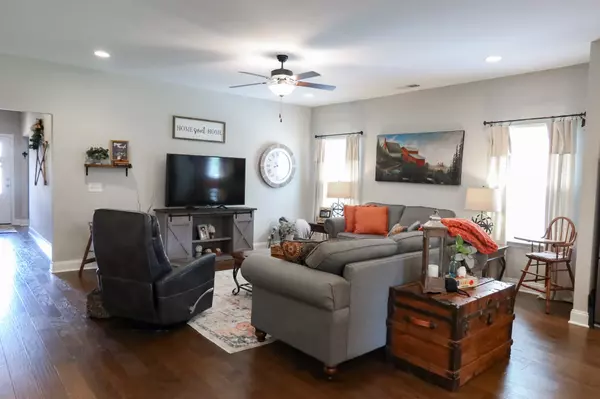 White House, TN 37188,139 Hampshire Way