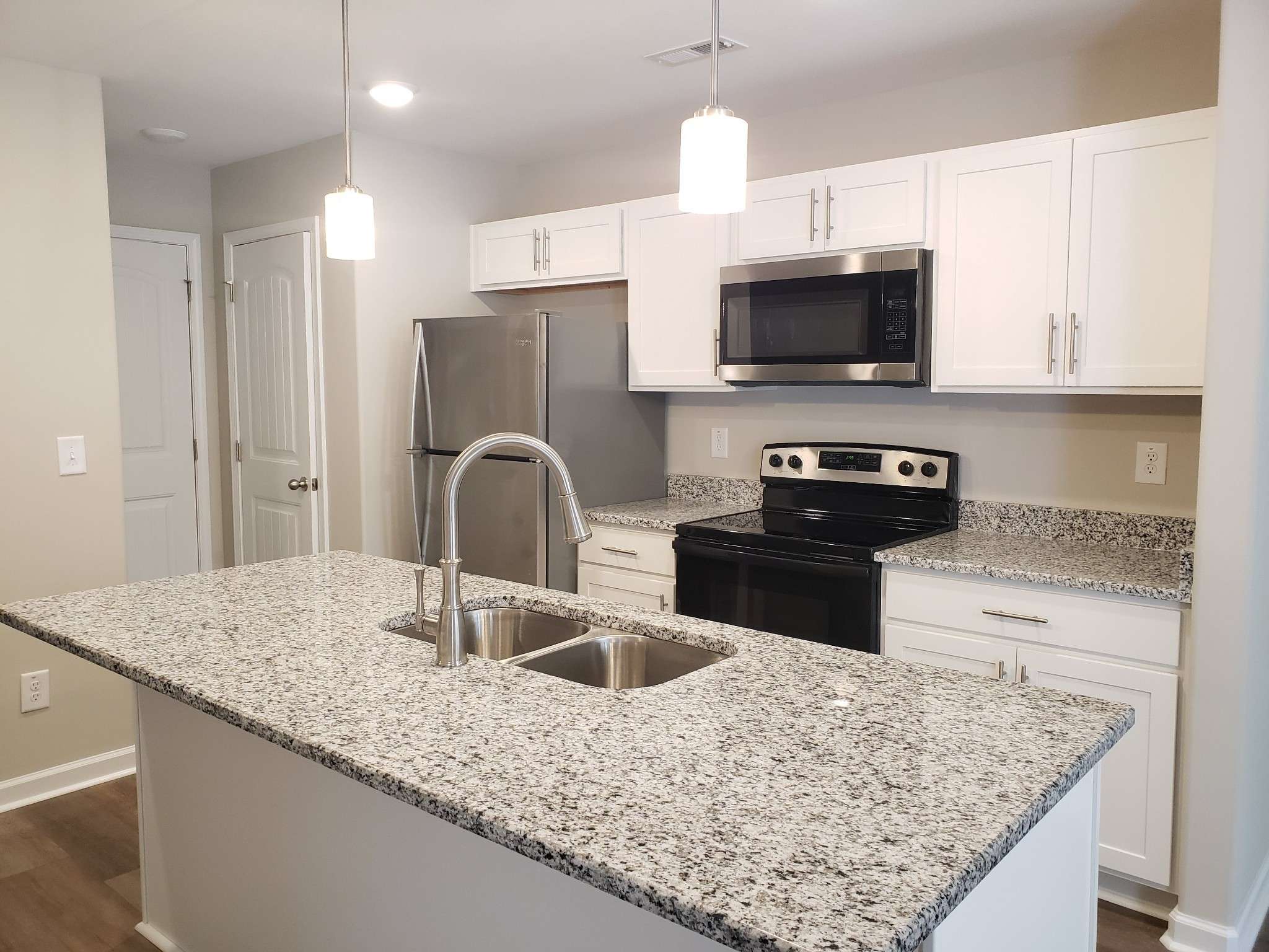 610 Commerce St #23, Clarksville, TN 37040