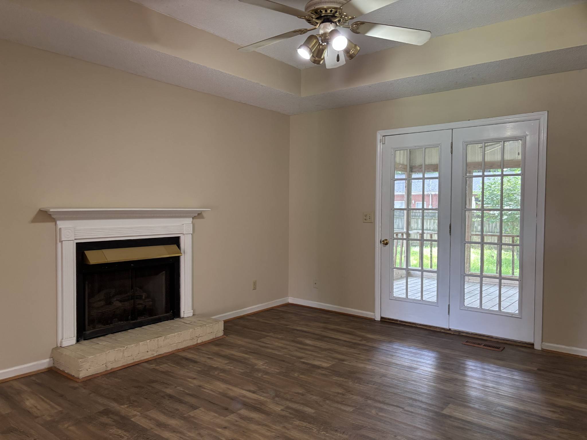 Tullahoma, TN 37388,120 Bradbury Ct
