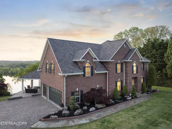 Knoxville, TN 37920,4015 Topside Rd