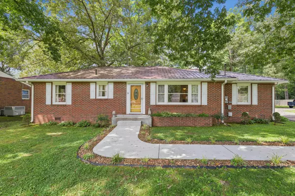 Tullahoma, TN 37388,111 Ragan St