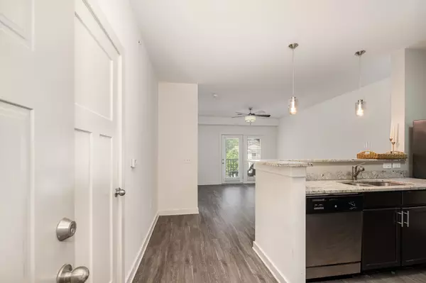Nashville, TN 37211,410 Rosedale Ave #302
