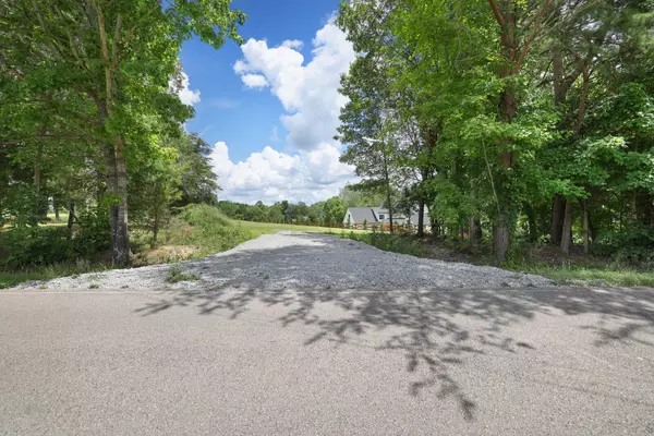 Burns, TN 37029,1995 Spencer Mill Rd