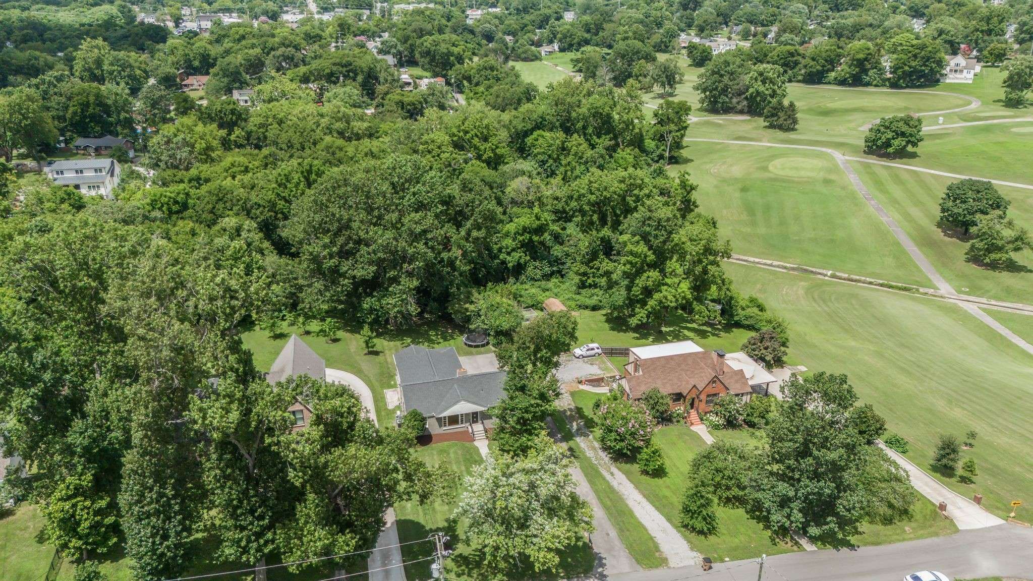 1907 Oakhill Dr, Nashville, TN 37206