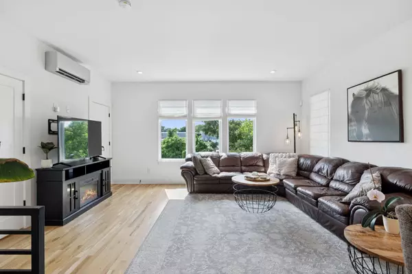 Nashville, TN 37209,231 Sterling Point Cir