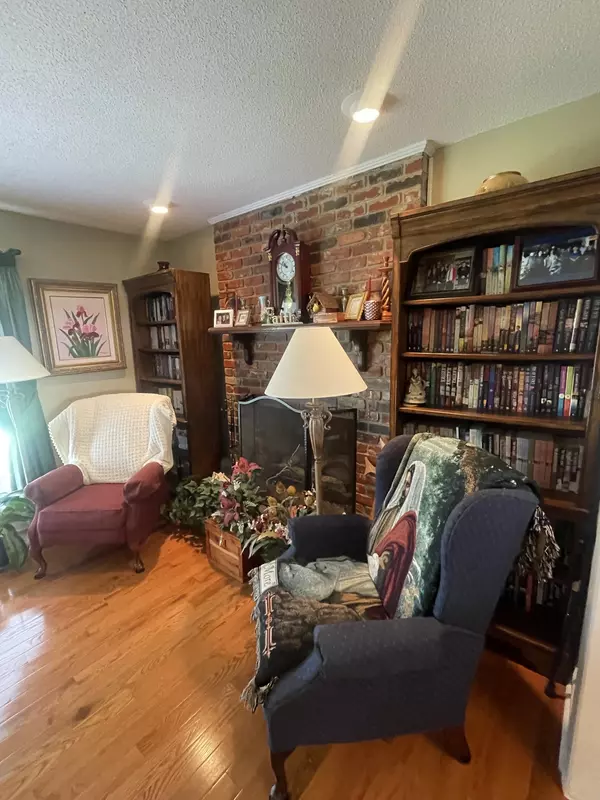 Lawrenceburg, TN 38464,1710 Deer Hollow Dr
