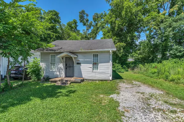 Nashville, TN 37208,1735 Dr Db Todd Jr Blvd