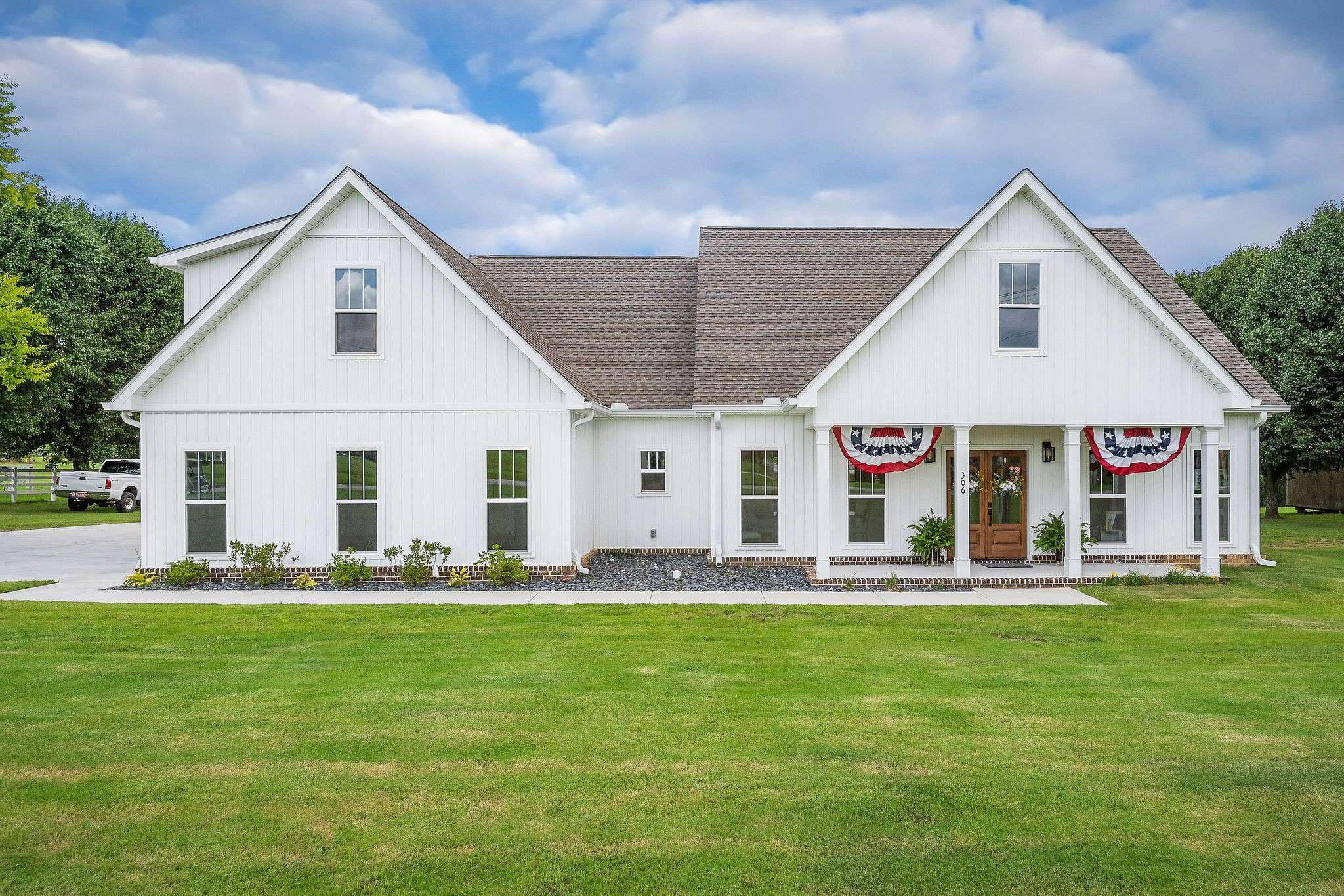 306 Old Shelbyville Rd, Mcminnville, TN 37110