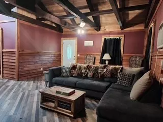 Red Boiling Springs, TN 37150,925 Collins Rd