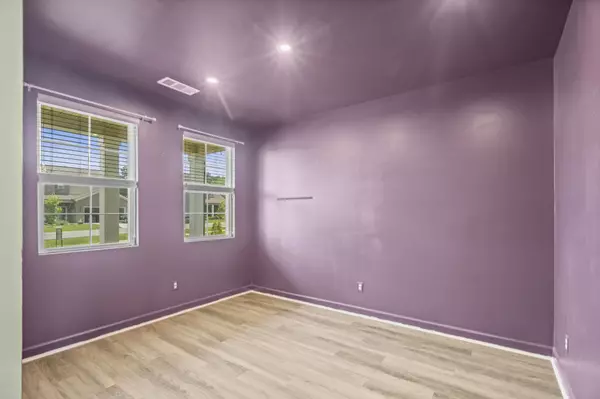 Cross Plains, TN 37049,4394 Socata Ct