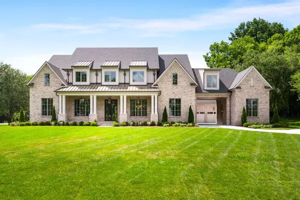 Brentwood, TN 37027,8115 Devens Dr