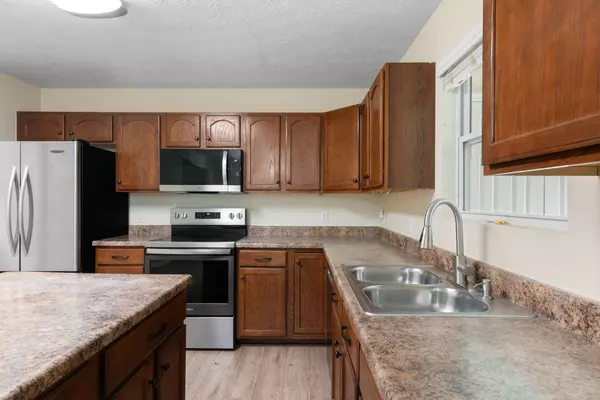 White House, TN 37188,111 Blossom Ct