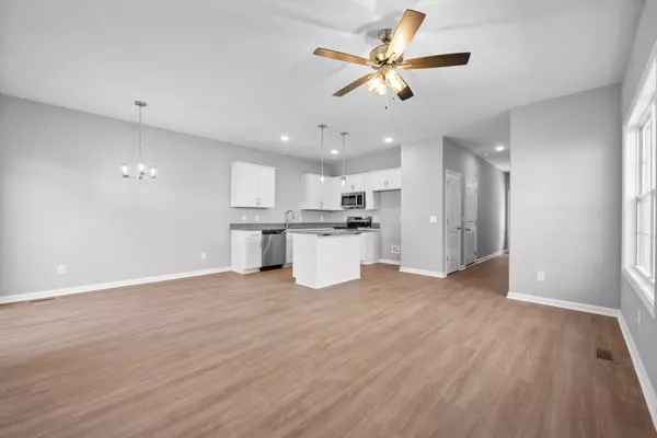 Clarksville, TN 37040,837 Cumberland Dr