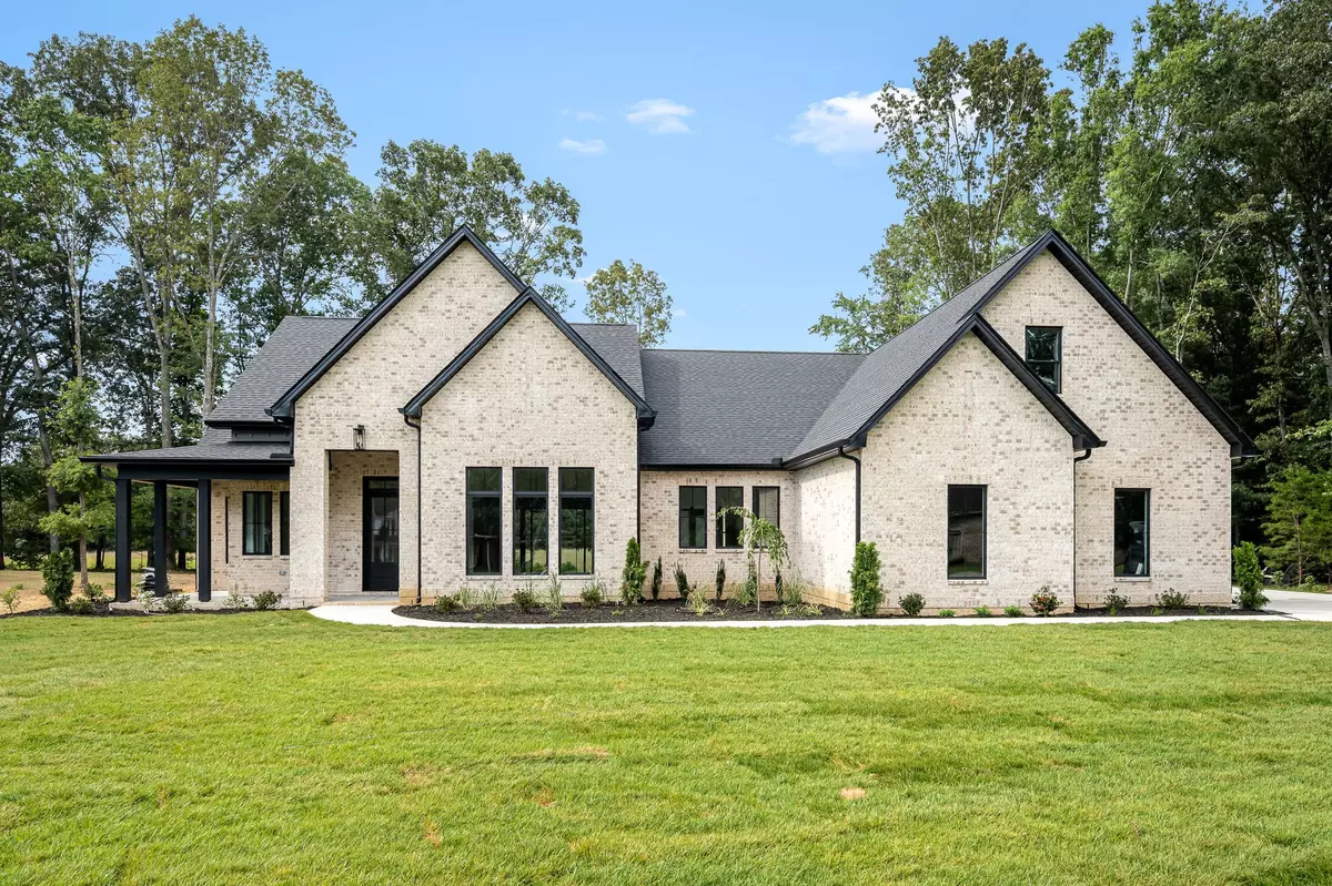 Tullahoma, TN 37388,2022 COUNTRY CLUB DRIVE