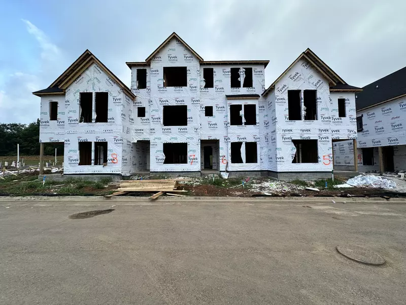 2072 Conductor Ln, Thompsons Station, TN 37179