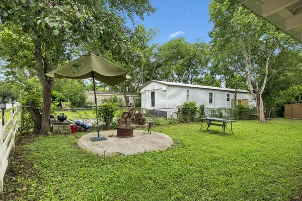 La Vergne, TN 37086,613 Sycamore Ln