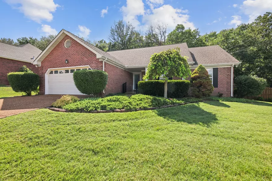 404 Spring Hill Dr, Smyrna, TN 37167