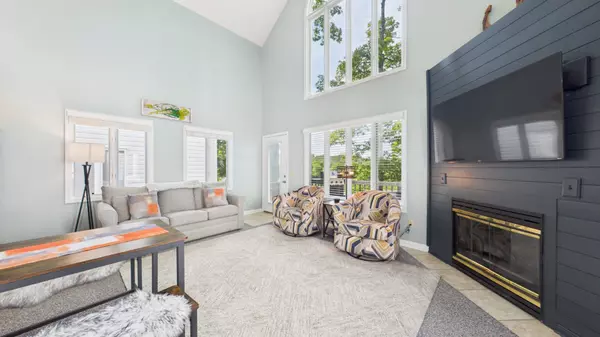 Grand Rivers, KY 42045,317 Bayside