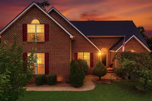 114 Falling Branch Ct, Murfreesboro, TN 37129