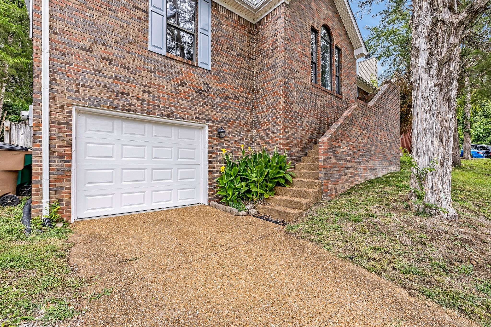 Antioch, TN 37013,516 Piccadilly Row