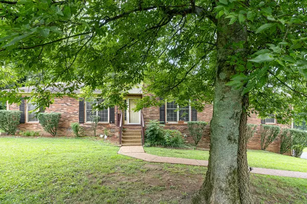 Columbia, TN 38401,408 Shawnee Dr