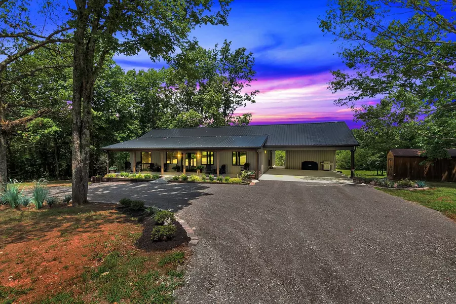 704 Beasleys Bend Rd, Lebanon, TN 37087