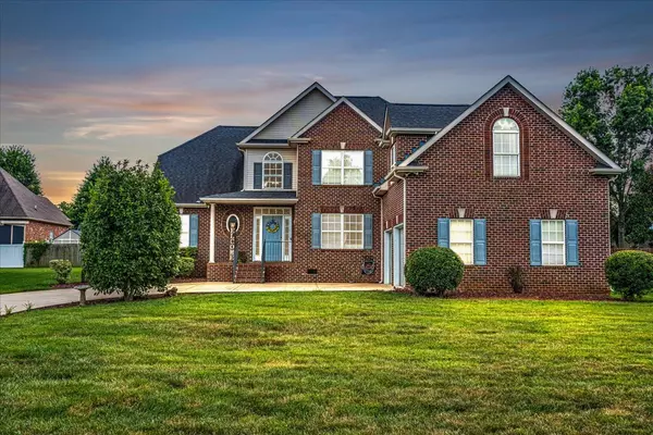 Murfreesboro, TN 37128,424 Annadel St