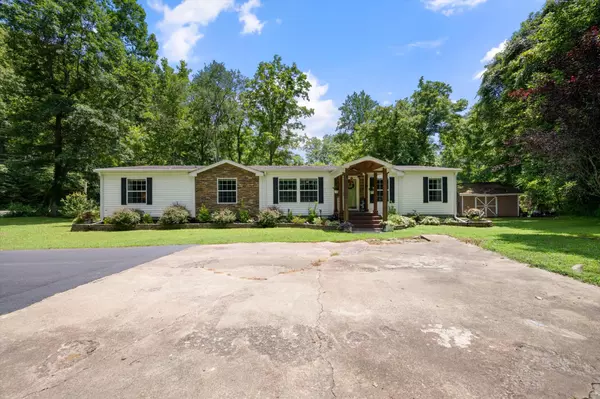 Greenbrier, TN 37073,4492 Abednego Rd