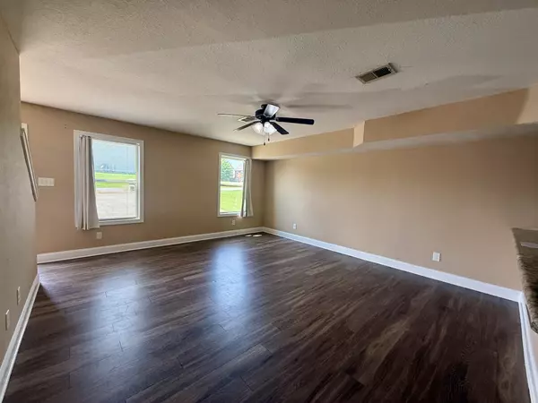 Clarksville, TN 37042,1705 Manning Dr #A