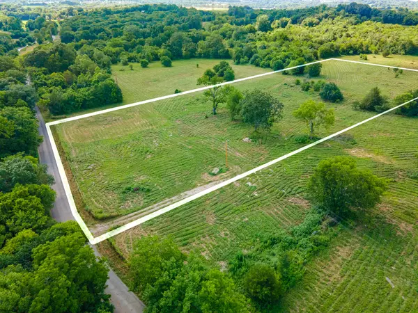 10 Double Branch Rd, Columbia, TN 38401