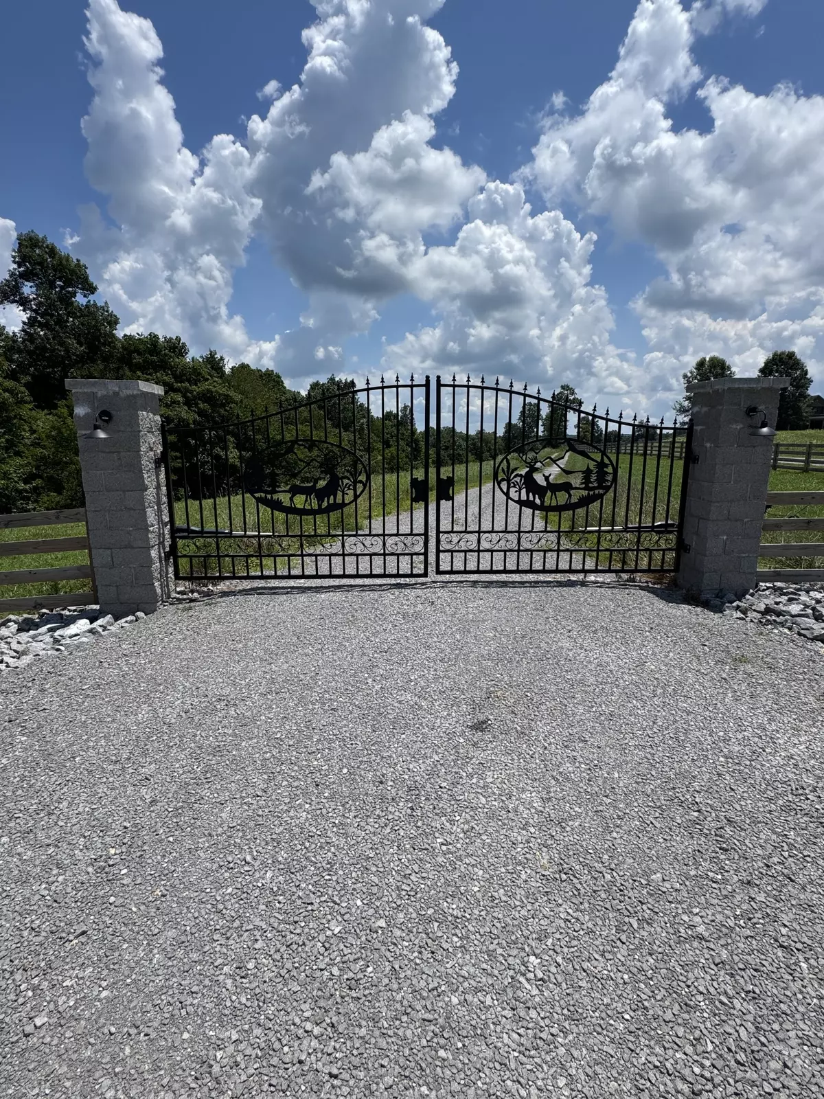 Lafayette, TN 37083,5370 Galen Rd