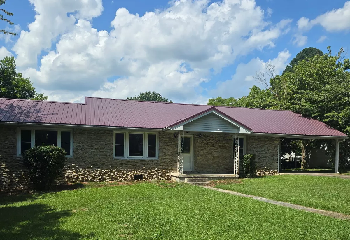 Fayetteville, TN 37334,703 Hatcher Dr