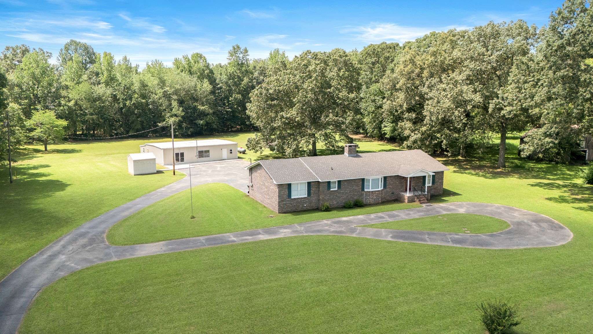 2031 W LINCOLN ST, Tullahoma, TN 37388