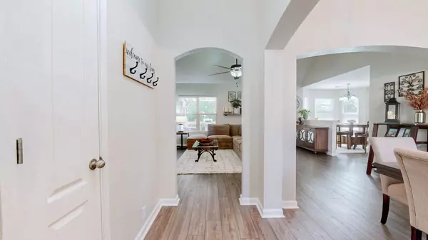 White House, TN 37188,424 Foster Dr