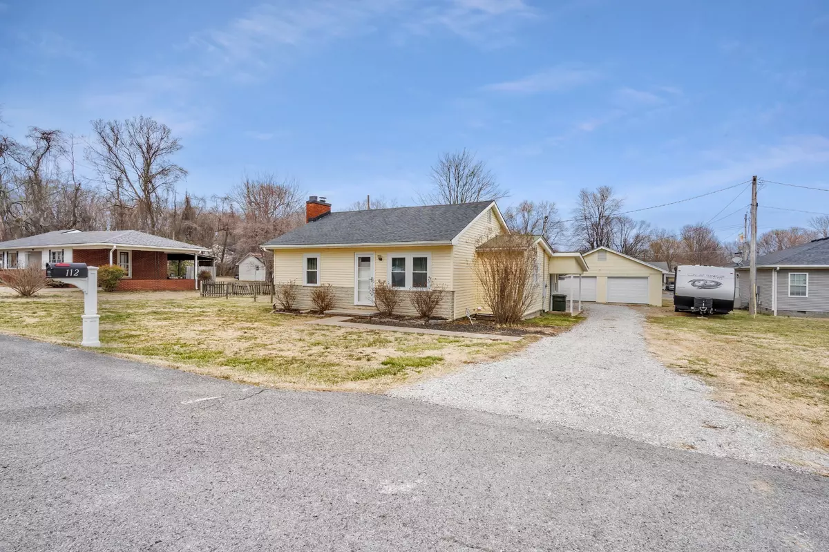 Hopkinsville, KY 42240,112 N Saltsman Dr