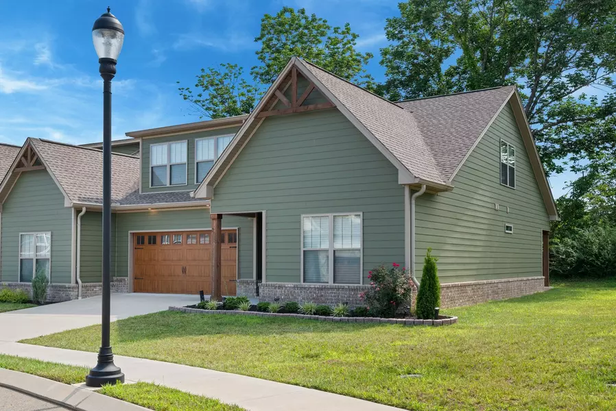 2055 Rylee Way, Greenbrier, TN 37073