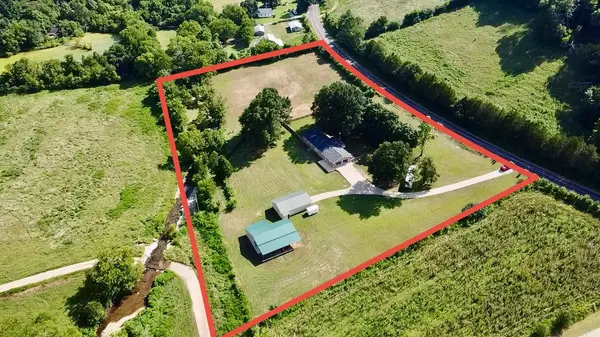1595 Hurricane Creek Rd, Lawrenceburg, TN 38464