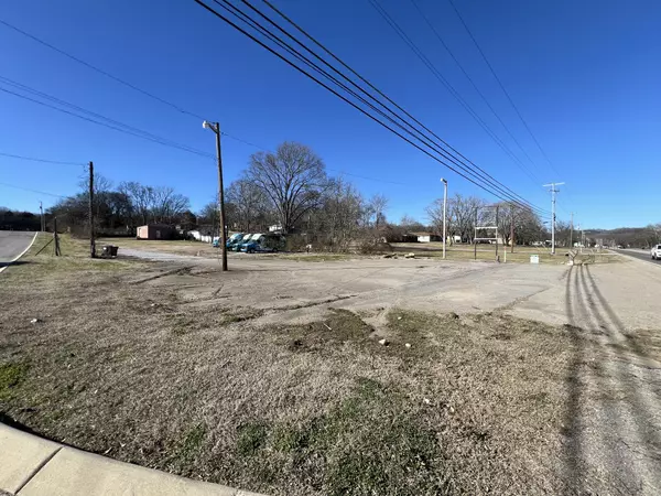 Goodlettsville, TN 37072,1126 Louisville Hwy