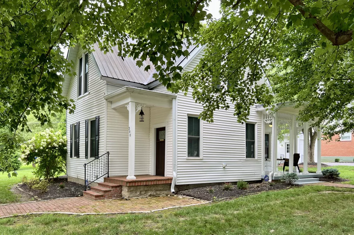 Franklin, KY 42134,300 S College St