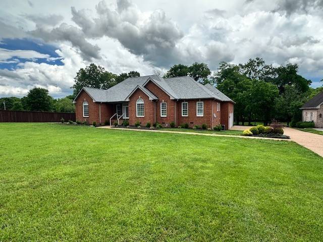 2012 Alan John Way, Lebanon, TN 37087