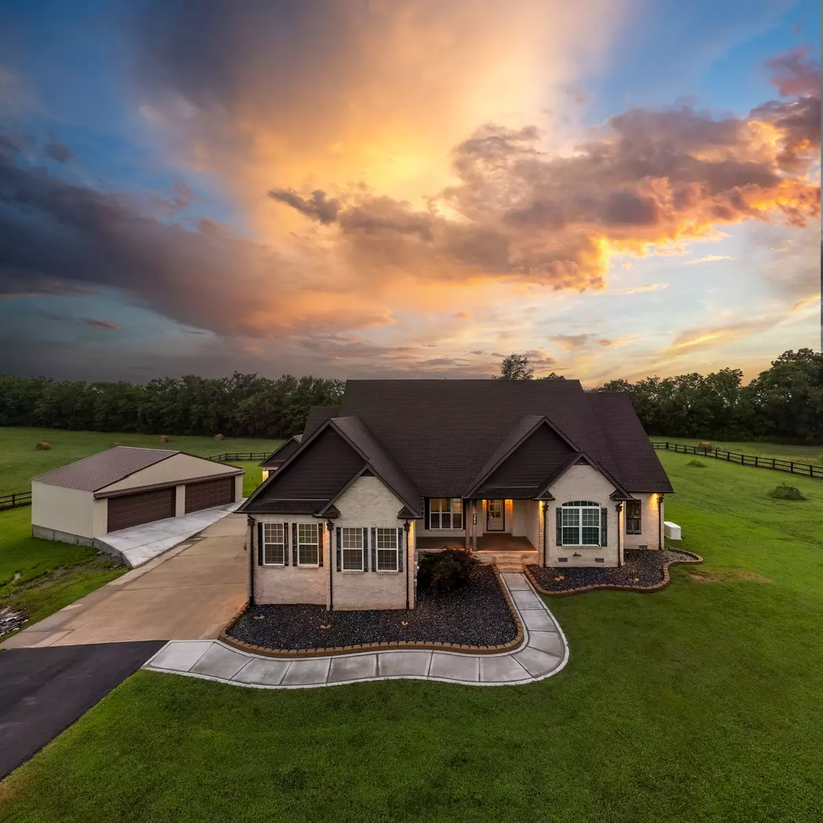 Shelbyville, TN 37160,388 Coble Rd