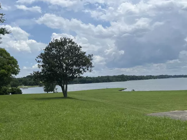 Hendersonville, TN 37075,140 Riviera Dr