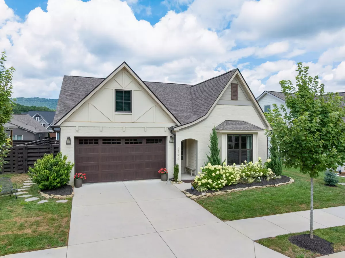 Chattanooga, TN 37415,5796 Acadia Drive